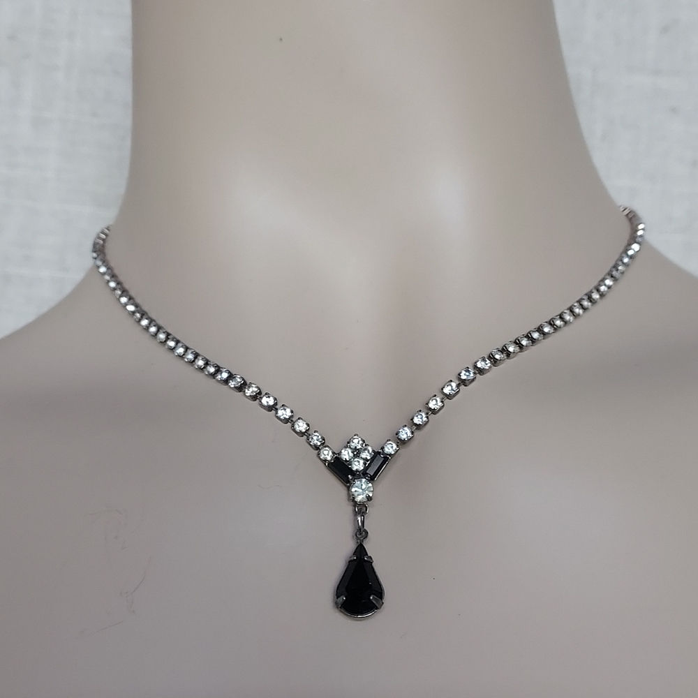 1940's Black and White Rhinestone Necklace
